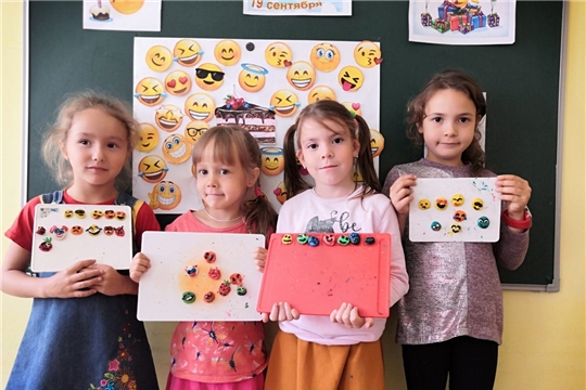 Акция «Будь вежлив» в детском саду № 204 приурочена ко Дню рождения «смайлика»