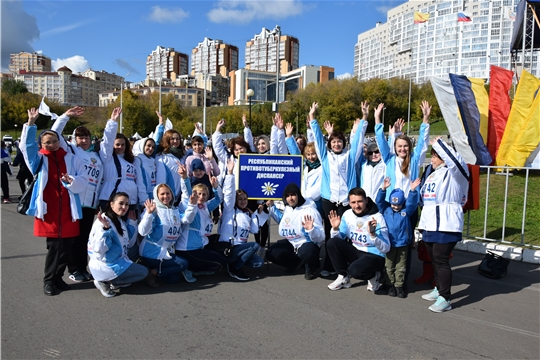 Любители спорта Московского района – активные участники «Кросса нации-2019»