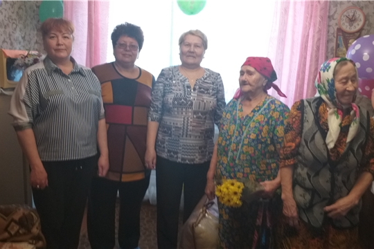Поздравление ветерана Великой Отечественной войны Лекеревой Александры Егоровны с 90-летием