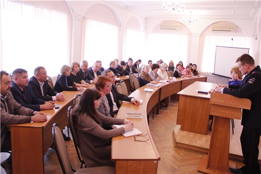 г. Новочебоксарск: на еженедельной планерке обсудили готовность к проведению государственной итоговой аттестации