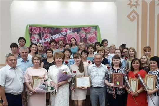 В Новочебоксарске отметили День социального работника