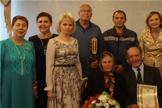 В отделе ЗАГС администрации Новочебоксарска состоялась встреча поколений «Семья-семье»