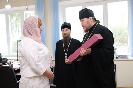 Епископ Златоустовский и Саткинский Викентий встретился с главой администрации города Новочебоксарска Ольгой Чепрасовой