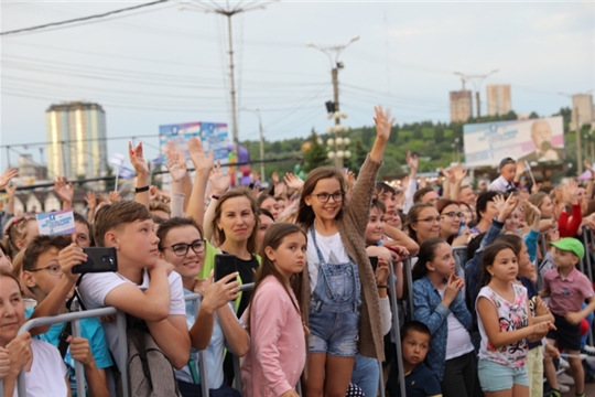 Более  58  тыс. детей  и их родителей приняли участие в благотворительной акции Первого канала «Стань первым!»