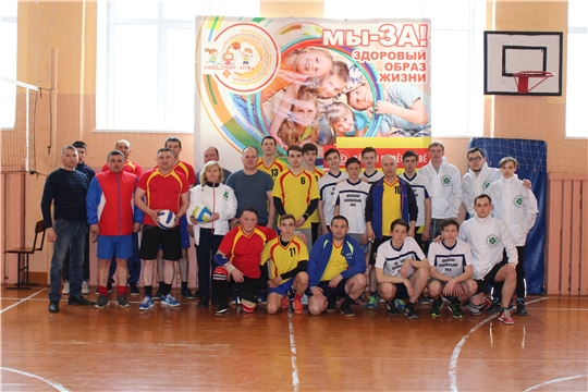 Состоялись предварительные игры  Первенства Шемуршинского района по волейболу