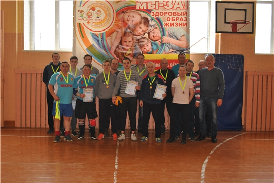Состоялись финальные игры Первенства Шемуршинского района по волейболу