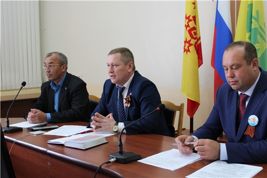 Глава администрации Шемуршинского района Владимир Денисов провел расширенное совещание