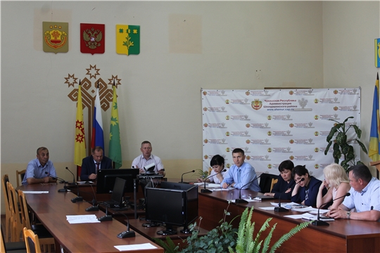 Глава администрации Шемуршинского района Владимир Денисов провел заседание оргкомитета по подготовке и проведению праздника «Акатуй-2019»