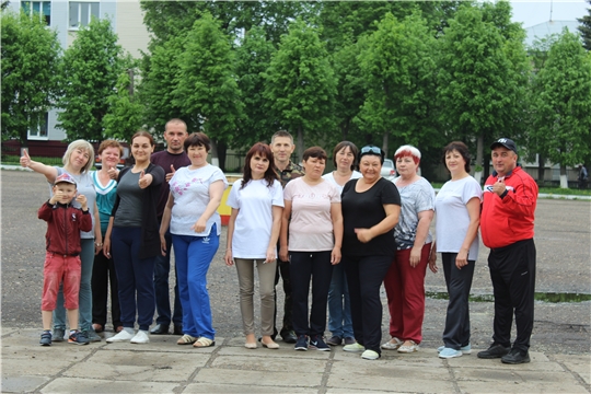 Производственная гимнастика сотрудников администрации Шемуршинского района – залог качественной работы