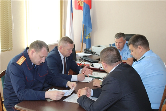 В прокуратуре Шемуршинского района состоялось заседание рабочей группы по вопросам противодействия преступлениям и правонарушениям в экономической и социальной сферах