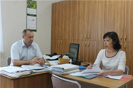 В Шемуршинском районе состоялось заседание межведомственной комиссии по рассмотрению документов на оказание государственной социальной помощи