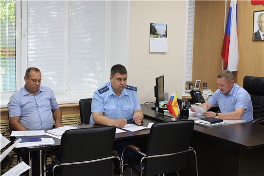 Сегодня в администрации состоялось заседание комиссии по профилактике правонарушений в Шемуршинском районе