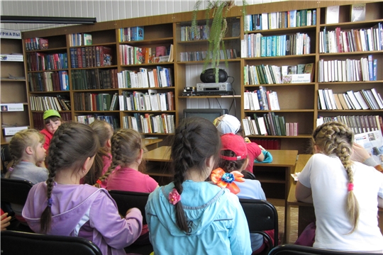 В МБУК «Централизованная библиотечная система» Шемуршинского района состоялось литературное знакомство «Шукшин и кино»