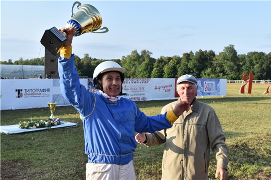 Александр Максимов - серебряный призер Всероссийских конных бегов