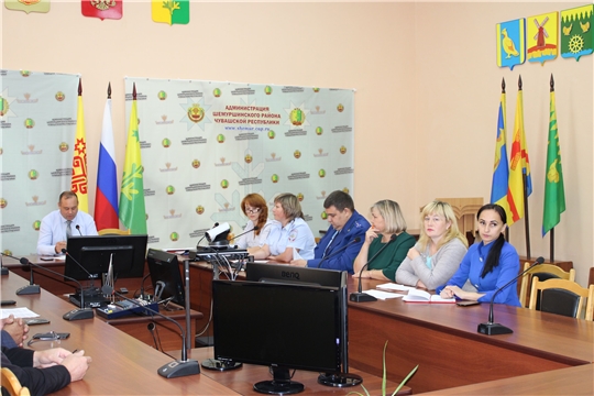 Состоялось плановое заседание комиссии по делам несовершеннолетних и защите их прав администрации Шемуршинского района