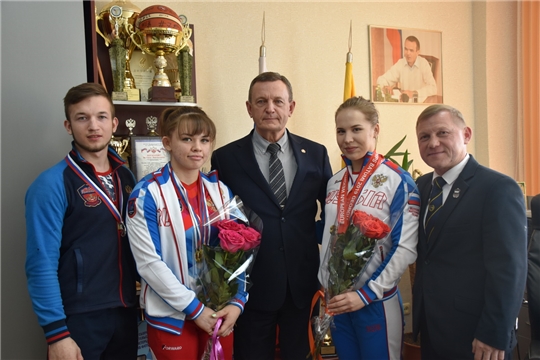 В Минспорта Чувашии чествовали лучших тяжелоатлетов по итогам всероссийских и международных соревнований