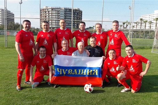 Футбольная команда "СССР" из Чувашии заняла второе место в международном турнире среди ветеранов в Турции