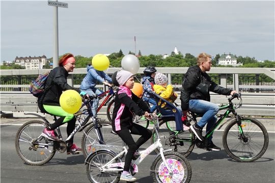 Столица Чувашии присоединилась к Всероссийскому дню велопарадов