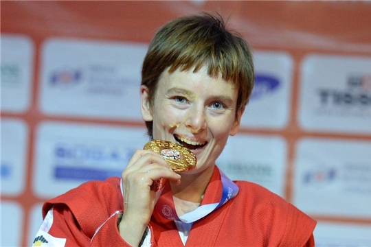 Самбистка из Чувашии Елена Бондарева завоевала "золото" на Европейских играх в Минске