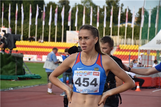 Вера Васильева вышла в финал чемпионата России на дистанции 800 м с лучшим результатом