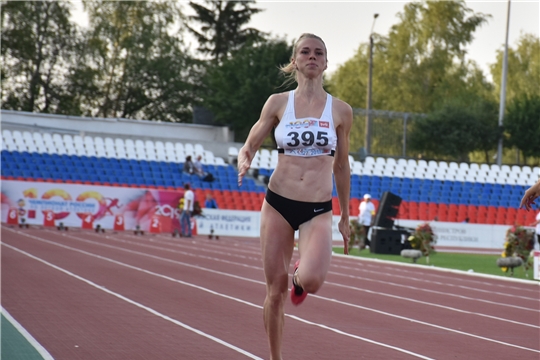 Спортсменка из Чувашии Марина Максимова замкнула шестёрку сильнейших в спринте на 100 метров