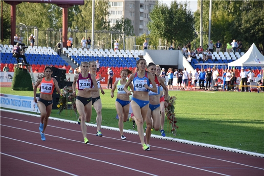 Вера Васильева - серебряный призёр чемпионата России по лёгкой атлетике в беге на 800 метров