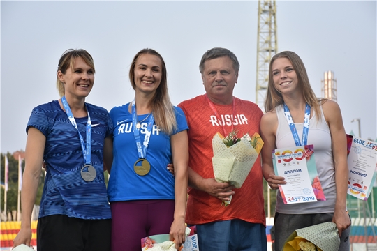 Марина Максимова - бронзовый призёр чемпионата России по лёгкой атлетике