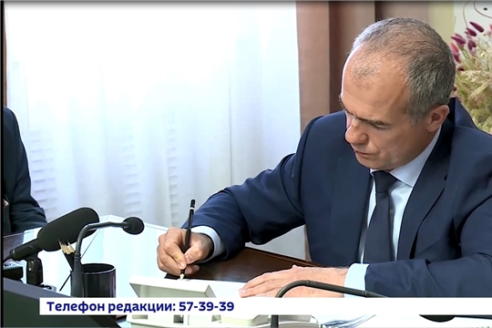 Глава столичной администрации Алексей Ладыков пообщался с чебоксарцами на прямой линии