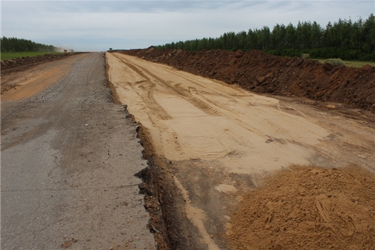 Капитальный ремонт автомобильной дороги «Аниш» км 23+850-км 28+280, км 29+380-км 31+390 в Урмарском районе