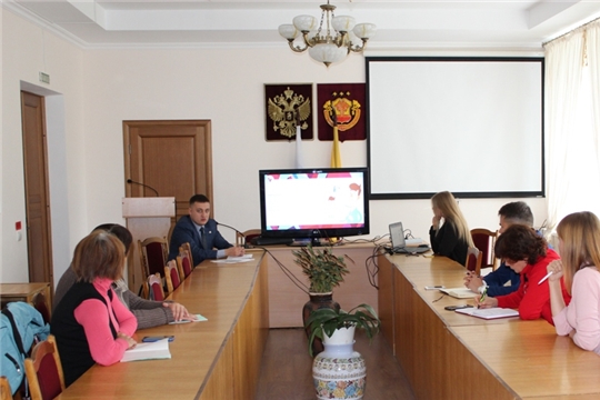 В Урмарском районе состоялся кустовой семинар по подготовке к единому дню голосования