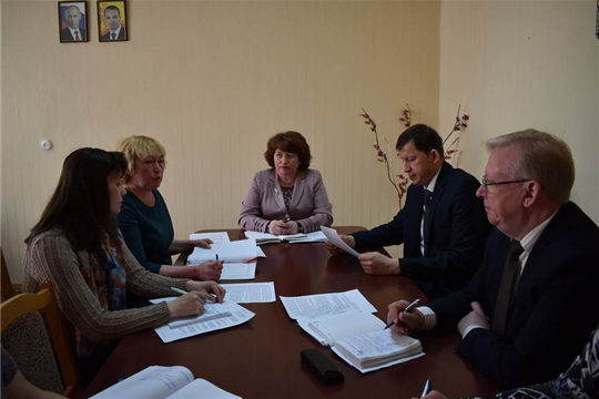 В Ядринском районе проведено первое заседание Межведомственной комиссии на оказание государственной социальной помощи на основании соцконтракта