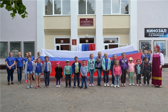 В Ядринском районном Доме культуры 12 июня состоялся праздник, посвященный Дню России