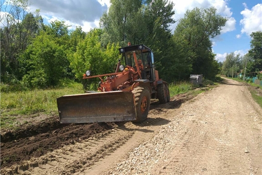 В Хочашевском сельском поселении продолжается ремонт автомобильной дороги в щебеночном исполнении