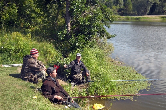 Фестиваль «Ловись, рыбка, большая и маленькая!» собрал самых активных инвалидов и ветеранов Ядринского района