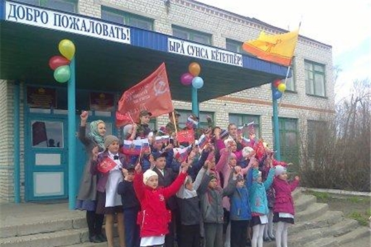 В Яльчикском районе проводится общероссийская патриотическая акция «Часовой у Знамени Победы»