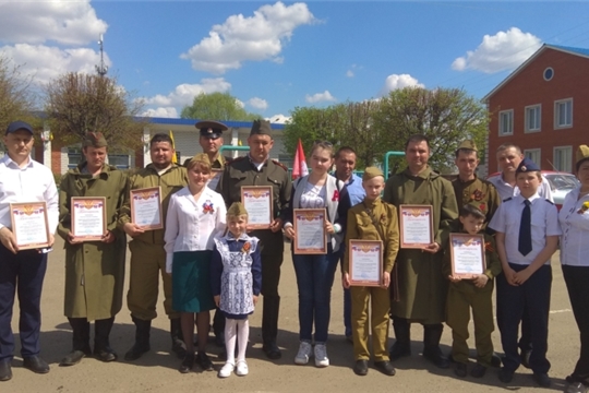 Участники парада военной техники награждены Благодарностью администрации Яльчикского сельского поселения