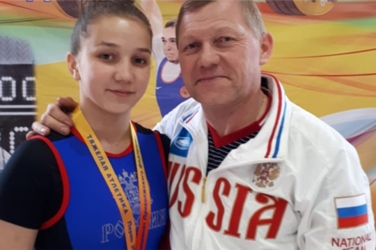 Полина Андреева - бронзовый призер чемпионата Поволжья по тяжелой атлетике