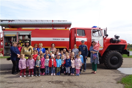 В образовательных учреждениях Яльчикского района проводится месячник пожарной безопасности