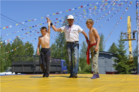 В Яльчикском районе стартовал праздник песни, труда и спорта "Акатуй-2019"