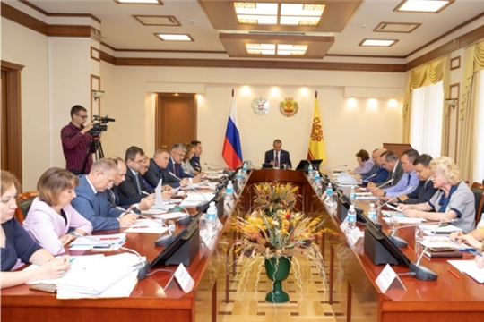 Михаил Игнатьев провел расширенное заседание Комиссии по координации работы по противодействию коррупции в Чувашской Республике