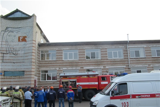 В Яльчикской ЦРБ состоялись плановые пожарно-тактические учения