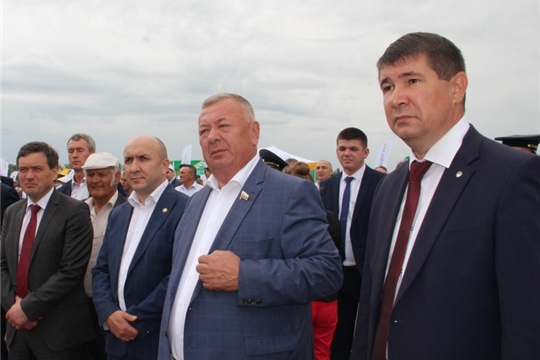 В Цивильском районе на начала работу межрегиональная выставка-демонстрация «День Поля – 2019»