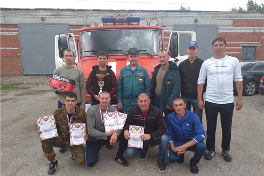 Цивиляне заняли первое место в республиканских соревнованиях по пожарно-спасательному спорту среди подразделений пожарной охраны