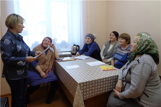 «Эти встречи так трогают душу»: встреча с участниками клуба по интересам «Бабушки-старушки»