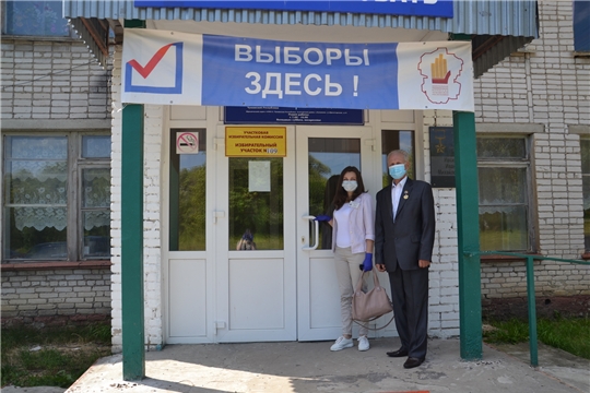Мобильная группа Ситуационного центра Алатырского района выехала на избирательные участки