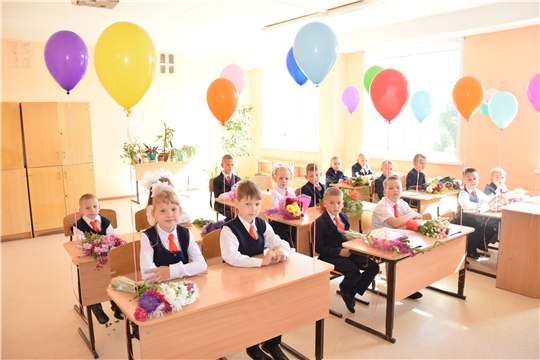 В МБОУ «Кирская СОШ» Алатырского района состоялась торжественная линейка, посвященная Дню знаний