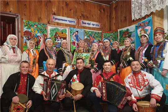 Фольклорный коллектив «Валинке» в гостях в Большенагаткинском Доме культуры Ульяновской области