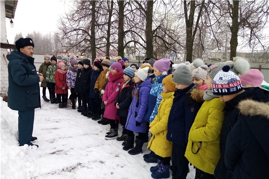 Учащиеся начальных классов побывали на экскурсии в пожарной части №25