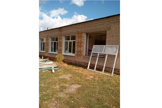 В Аликовском районе продолжается работа по ремонту учреждений культуры