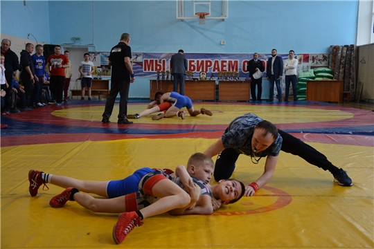 Республиканский турнир по вольной борьбе среди юношей и девушек памяти Фирдуса Камалетдинова.